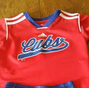 Adidas Cubs outfit